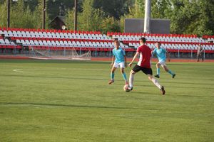 В минувшие выходные великолучане сыграли в футбол (фото)