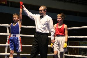 В Великих Луках проходят соревнования по боксу памяти Е.А. Клевцова (фоторепортаж)