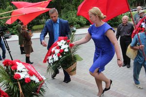 В Великих Луках проходит День памяти и скорби (ФОТО)