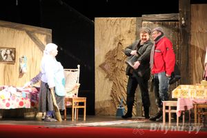 Народные артисты России выступили в Великих Луках (фото)