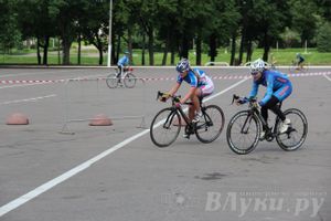 Гонка-критериум по велосипедному спорту