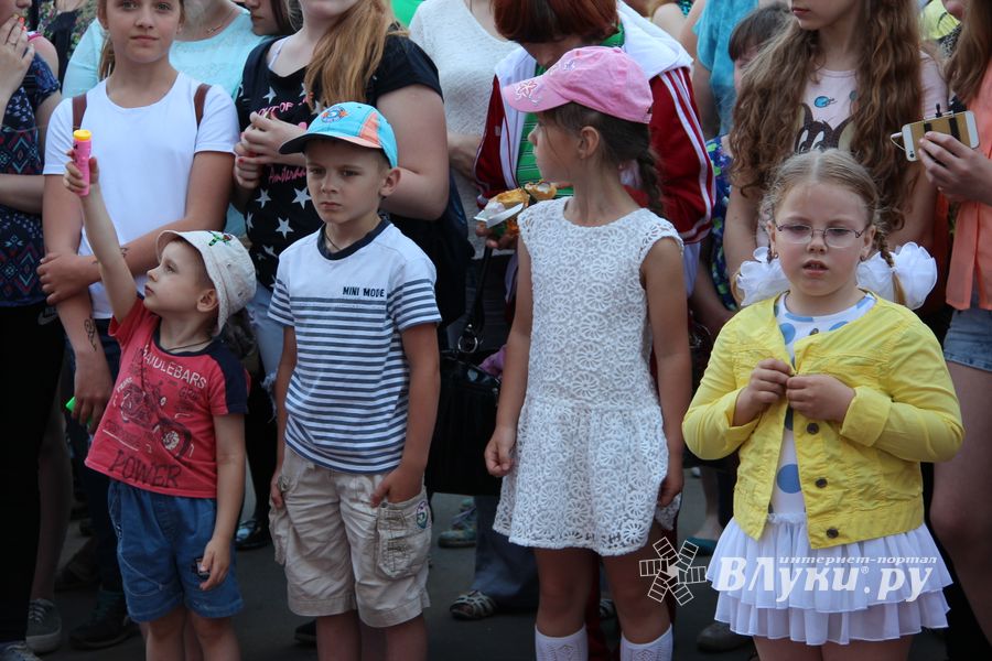 В Великих Луках прошел «День защиты детей» (ФОТО)