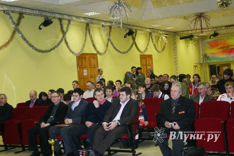 Город чествовал лучших из лучших