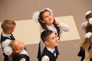 В Великих Луках торжественно встретили День знаний (ФОТО)