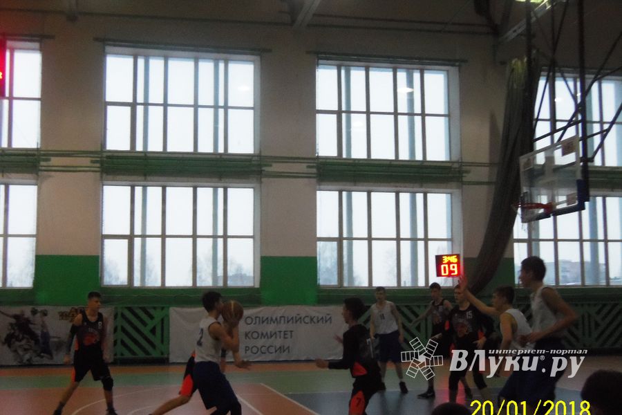 Великолукские баскетболисты будут играть за бронзовые награды