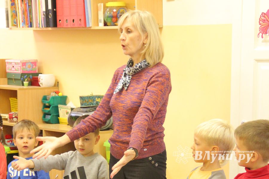 Воспитатели «Центра развития ребёнка» отмечают двойной праздник (ФОТО, ВИДЕО)