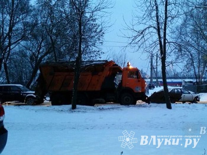 Фотофакт: ДТП на проспекте Гагарина