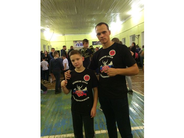 Великолучане стали победителями соревнований по кикбоксингу (ФОТО)