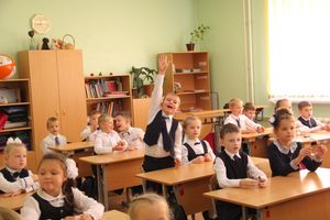 Юных великолучан посвятили в первоклассники (ФОТО)