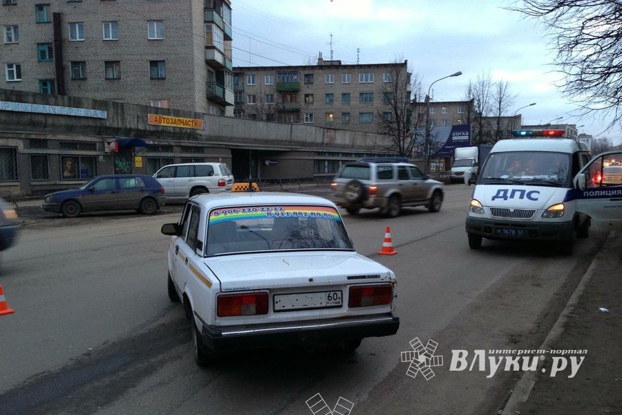 ДТП на пр. Гагарина: пострадала женщина на пешеходном переходе (фото)