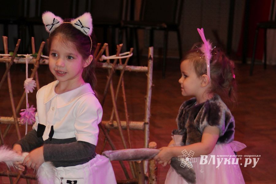 Открытый урок самых маленьких артистов ГДК им. Ленина (ФОТО)