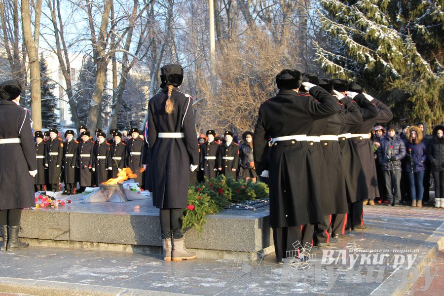 Торжественные мероприятия, посвященные 71-й годовщине освобождения Великих Лук от немецко-фашистских захватчиков (фото)