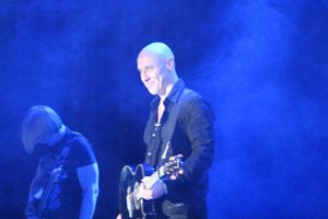 В Великих Луках состоялся концерт Дениса Майданова