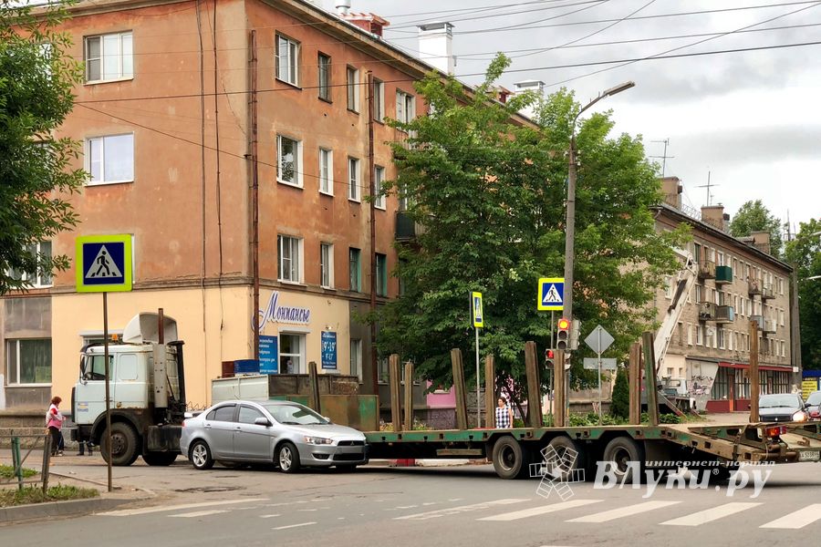 ДТП на Октябрьском (ФОТО)