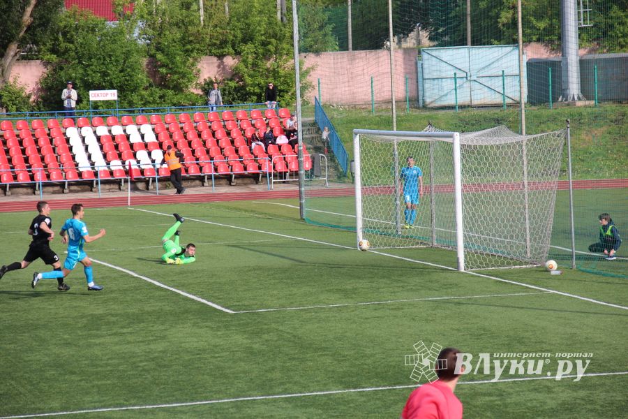 «Луки-Энергия» терпит второе домашнее поражение  (ФОТО)