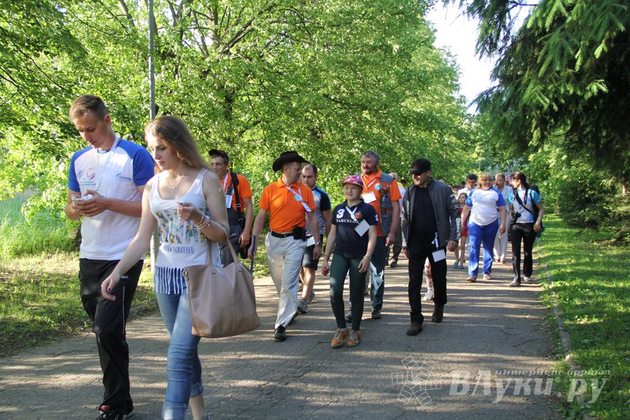 В Великих Луках открылась Международная юбилейная встреча воздухоплавателей (фото)