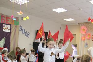 Юные великолучане отметили День победы (ФОТО)