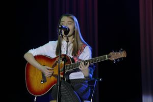 В Великих Луках прошел концерт, посвященный дню освобождения города (фото)