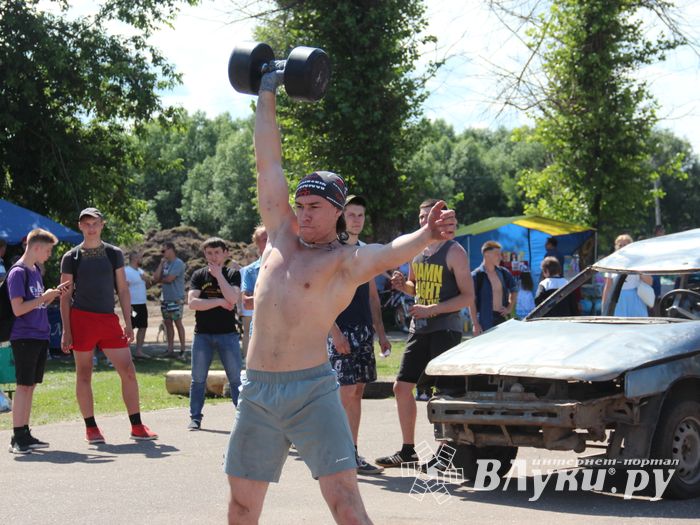 В Великих Луках прошёл Олимпийский День (ФОТО)