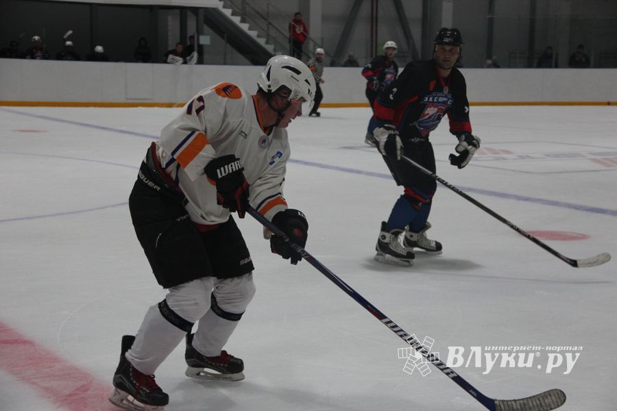 Великолукская команда «Экспресс 40+» дебютировал в НХЛ (ФОТО)