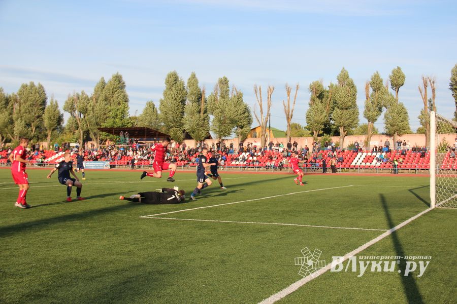 Футбол (ФОТО)