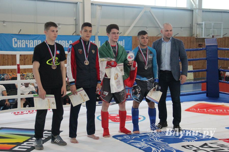 В Великих Луках завершилось Первенство России среди юношей по смешанному боевому единоборству ММА (ФОТО)