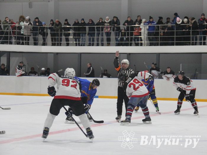 ХК «ЛукиСпорт» разгромила команду Невеля (ФОТО)