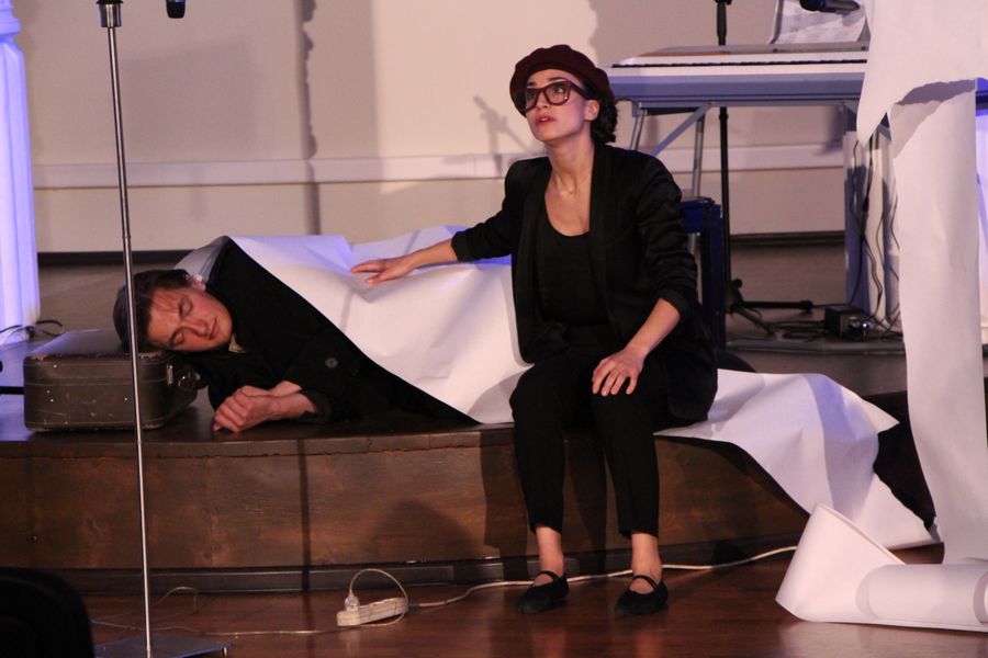 Нестандарт на сцене Великолукского драмтеатра (ФОТО)