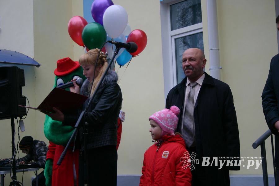 Губернатор области принял участие в торжественной церемонии открытия нового детского сада (ФОТО)