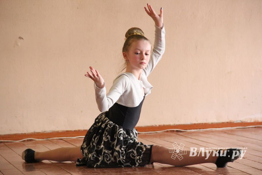 «Мой город Великие Луки — город фонтанов и шаров» (фото)