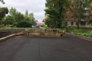 Сквер у автовокзала в Великих Луках обновился (ФОТО)