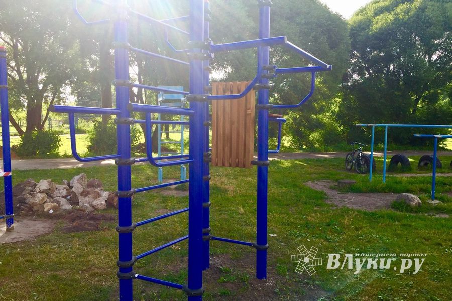 На Дятлинке появилась площадка для занятий варкаутом (ФОТО)