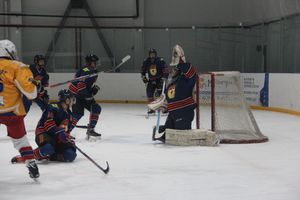 ХК «Луки-Экспресс» обошла псковскую «Гвардию» по буллитам (ФОТО)