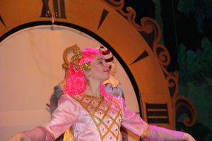 «Принцессу на горошине» и «Свинопаса» показал Великолукский драматический театр (фото)