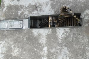 В Невеле у местного жителя полицейские изъяли пулемет, пистолет и другие боеприпасы 