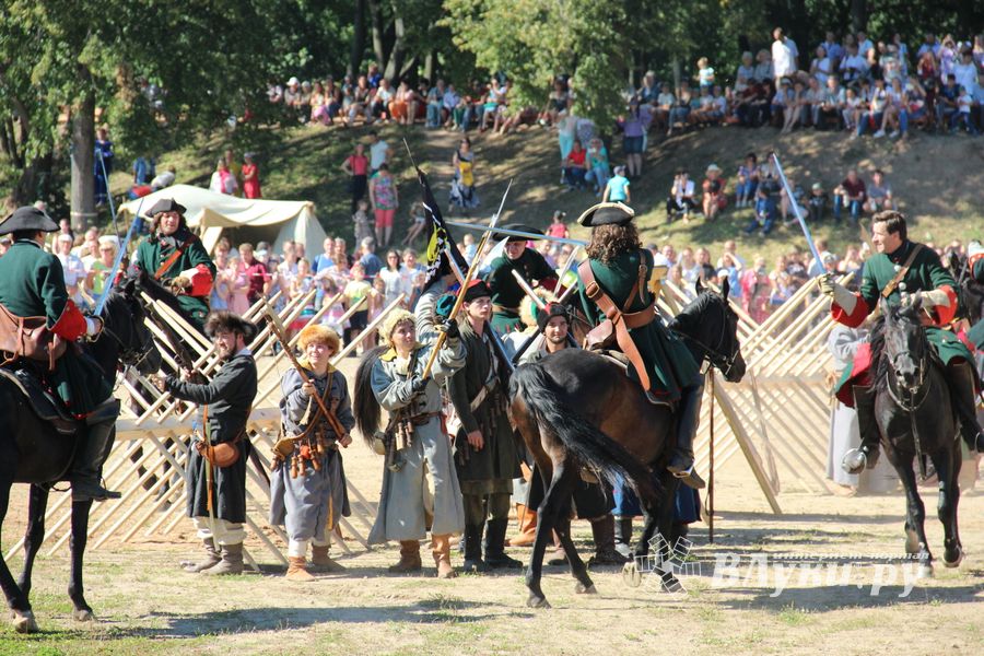Великолукская Крепость соединила прошлое и настоящее (ФОТО)