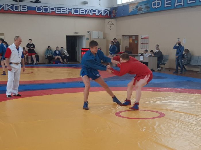 Великолучане привезли золотые медали с регионального турнира по самбо (ФОТО)