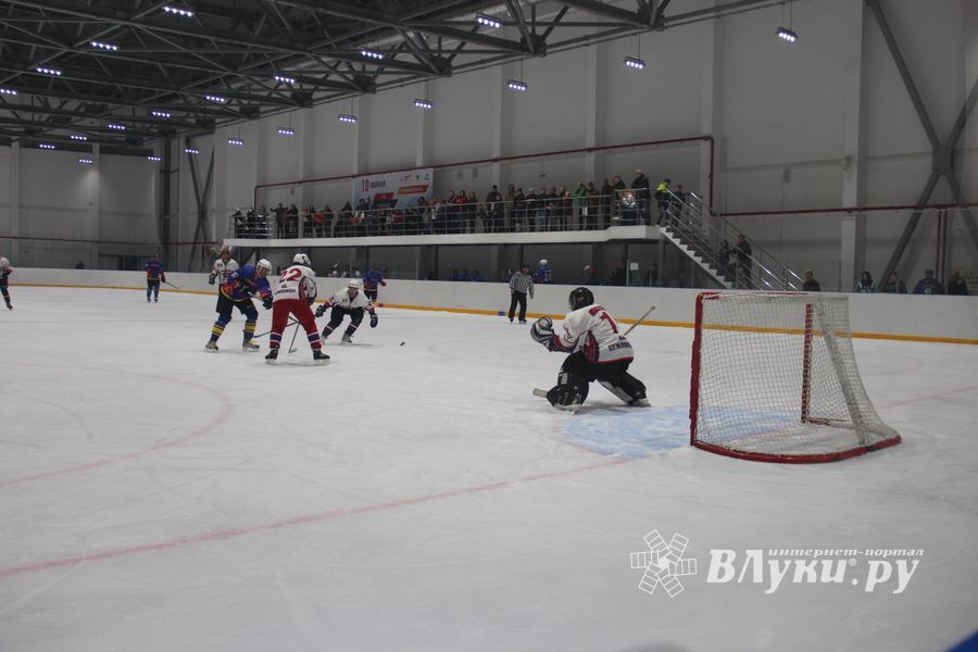 Победа ХК «ЛукиСпорт» не повлияла на положение команды в турнирной таблице (ФОТО)