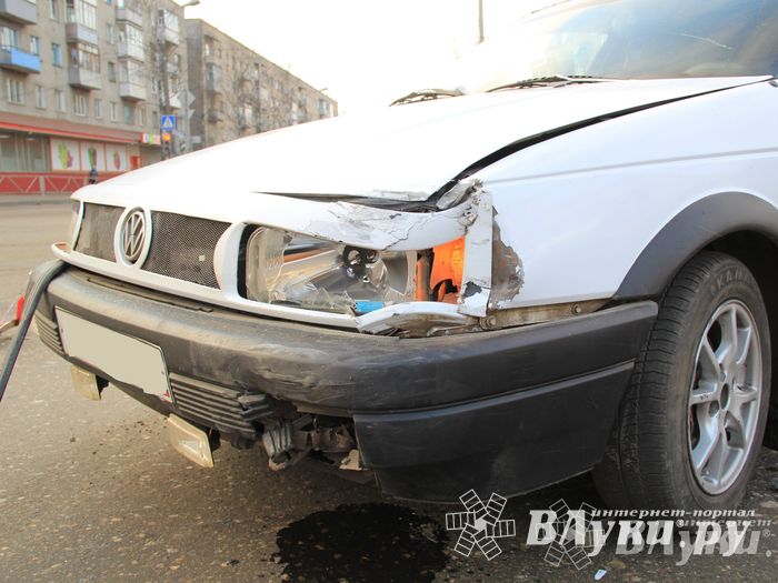 Фотофакт: ДТП на перекрестке Гагарина-Дьяконова