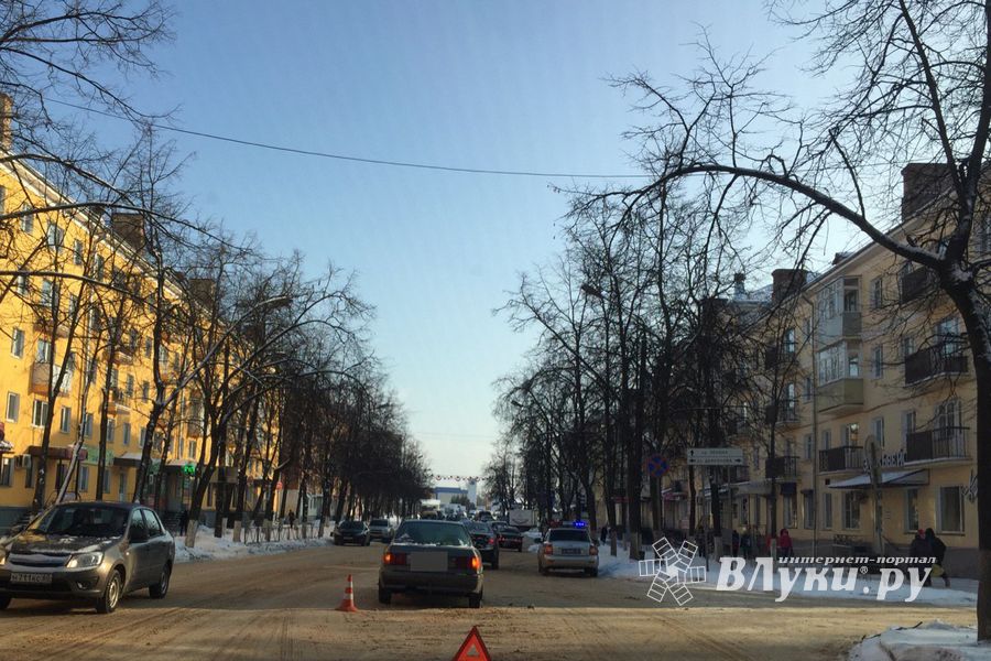 ФОТОФАКТ: ДТП на проспекте Ленина