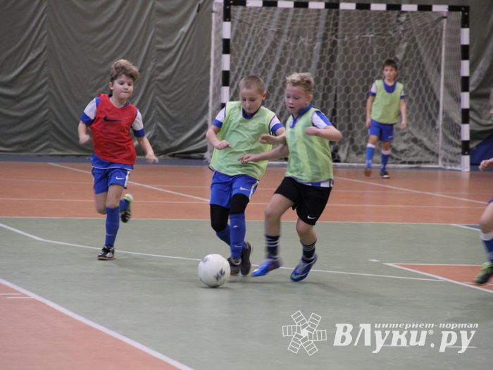 Новогодний футбол