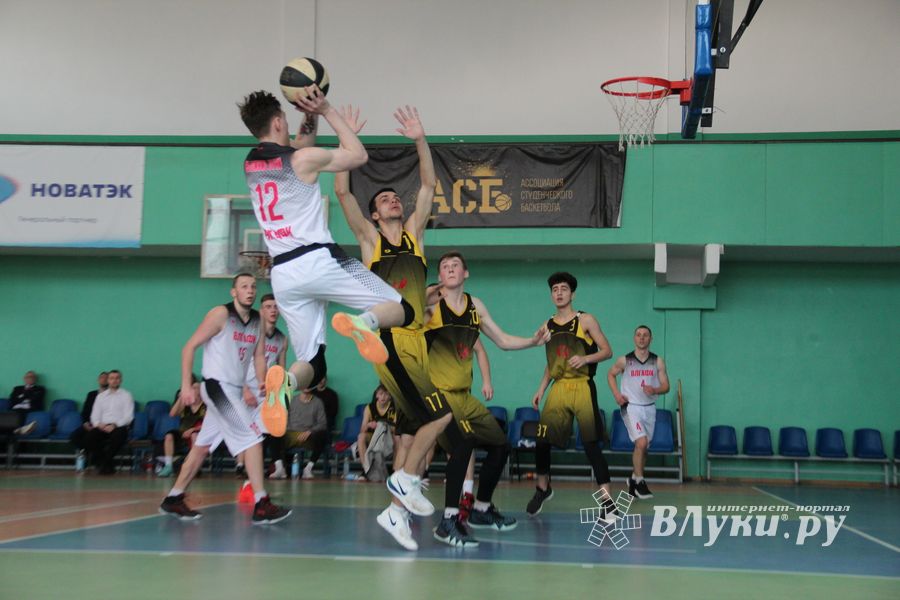 В Великих Луках прошли студенческие игры АСБ Лиги Белова (ФОТО)