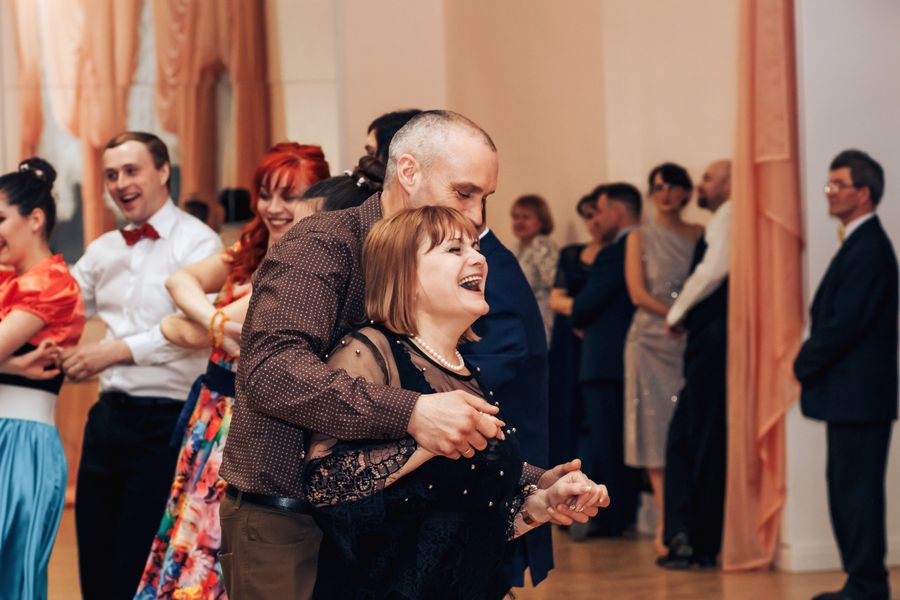 Великолучан приглашают на «Прогулку по Парижу» (0+) (ФОТО)