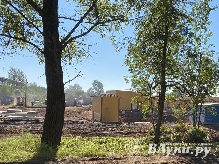 Будущий госпиталь «обзавелся» стенами (ФОТО)