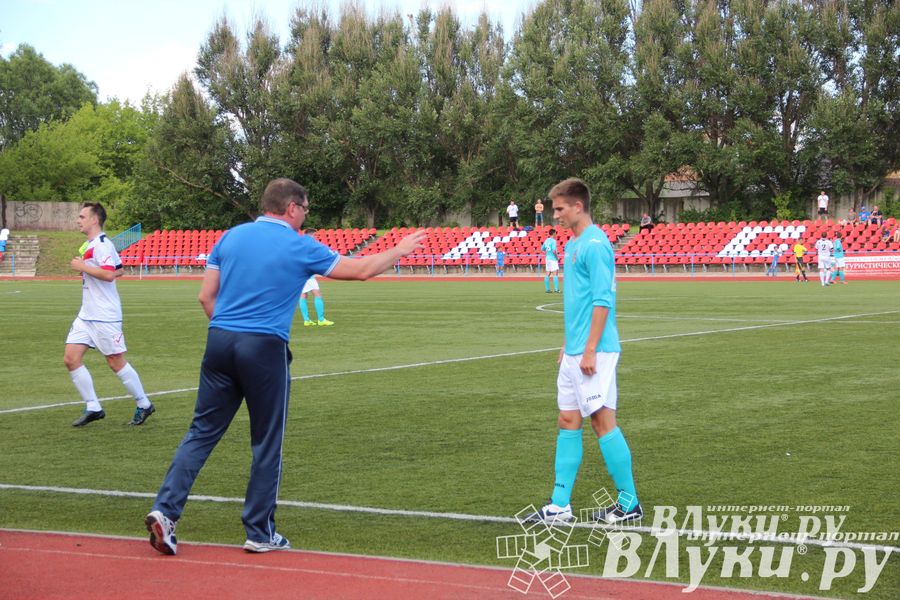 В Великих Луках состоялся матч «Луки-Энергия» — «Звезда» (Санкт-Петербург)