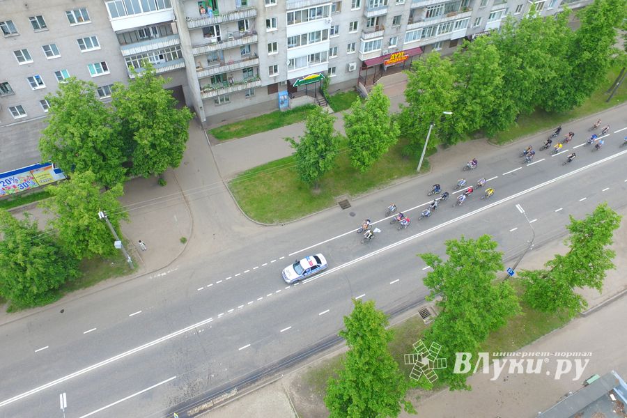 За «Велопарадом» в Великих Луках следили с воздуха (ФОТО)