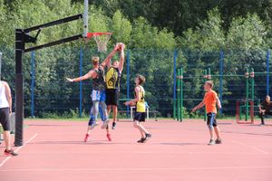 В Великих Луках прошли спортивные мероприятия, приуроченные ко Дню физкультурника (ФОТО)