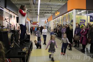 Ночь распродаж в ТЦ «Апельсин»