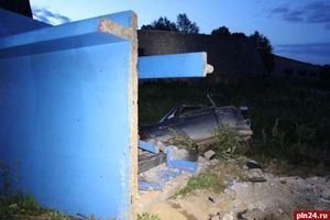 Три человека погибли в результате ДТП в Псковской области (фото)