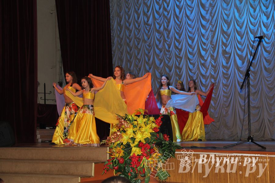 В Великих Луках прошел конкурс «Мисс A-Dance-2015» (фото, видео)